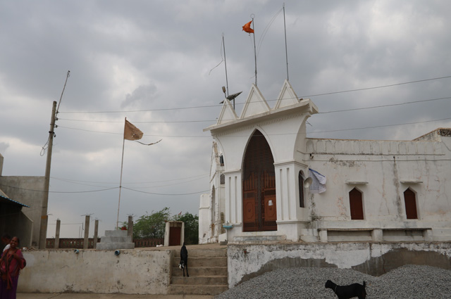 Shri Digamber Jain Atishay Kshetra, Pawai Ratnagiri, Madhya Pradesh