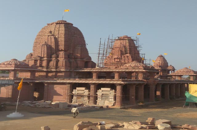 Shri Digambar Jain Atishaya Kshetra Binaji(Barha), Madhya Pradesh