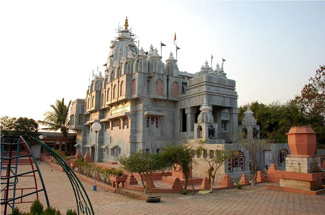 Shri Digamber Jain Atishay Kshetra, Lakhnadon, Madhya Pradesh