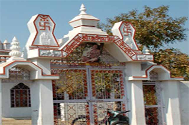 Shri Pashvanath Digamber Jain Atishay Kshetra, Barela, Madhya Pradesh